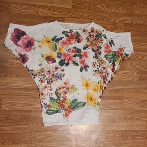 🌷3 for $15.00 Boutique Brand size Large